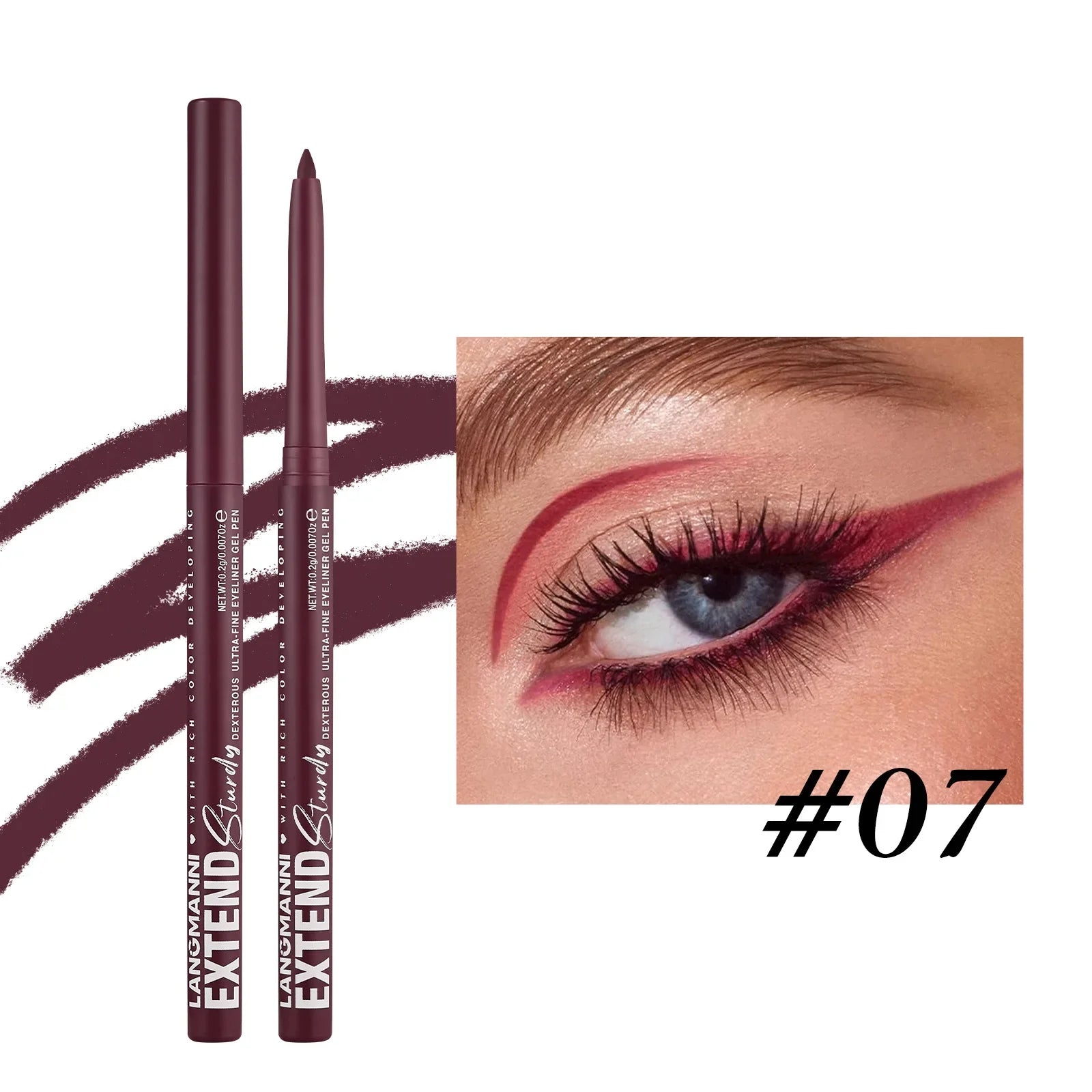 Un eyeliner conçu pour les paupières matures